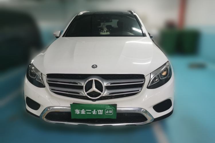 Used Mercedes-Benz GLC 2016 GLC 260 4MATIC Luxury Model Front