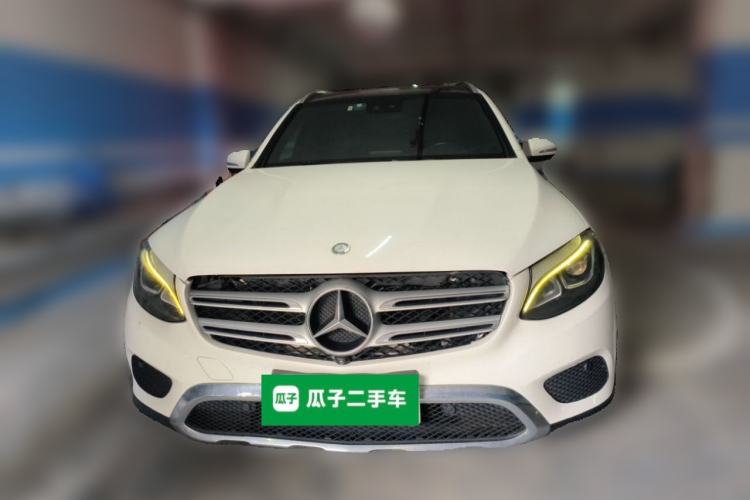 Used Mercedes-Benz GLC 2016 GLC 260 4MATIC Luxury Model Front