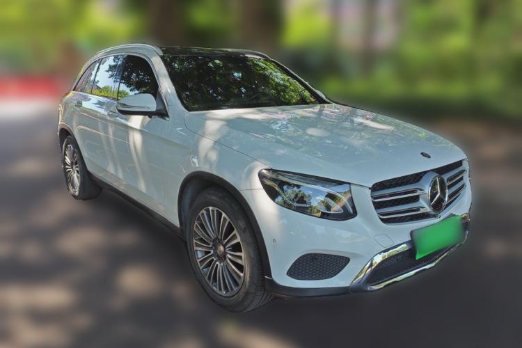 Used Mercedes-Benz GLC 2016 GLC 260 4MATIC Dynamic Edition Front Right 45 Deg