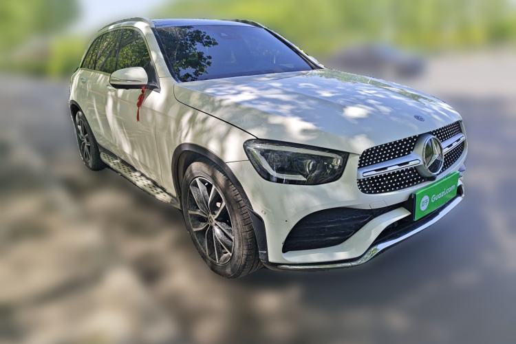 Used Mercedes-Benz GLC 2016 GLC 300 4MATIC Dynamic Model Front Right 45 Deg
