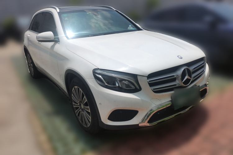 Used Mercedes-Benz GLC 2016 GLC 200 4MATIC Front Right 45 Deg