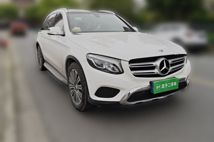 Used Mercedes-Benz GLC 2016 GLC 200 4MATIC Front Right 45 Deg
