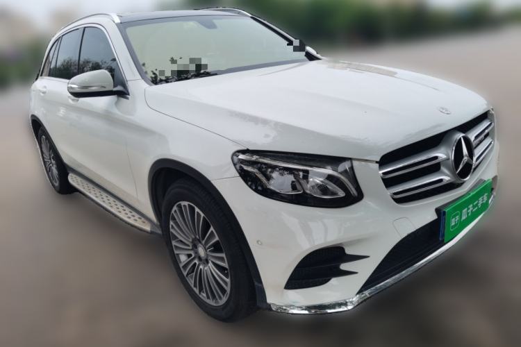 Used Mercedes-Benz GLC 2016 GLC 260 4MATIC Dynamic Edition Front Right 45 Deg