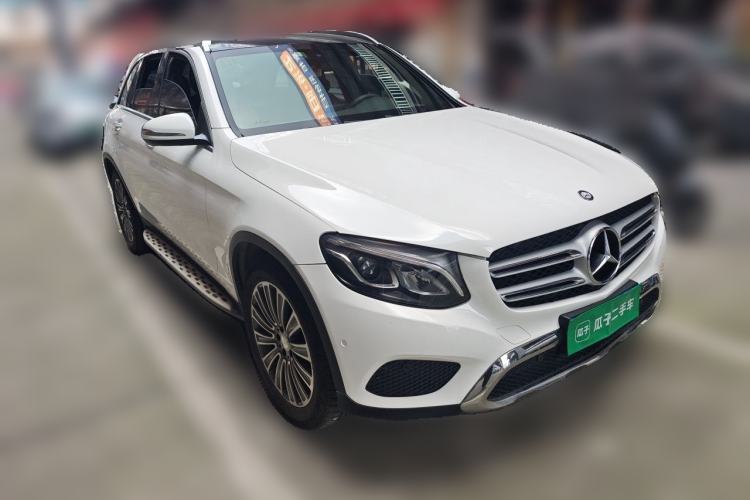Used Mercedes-Benz GLC 2016 GLC 260 4MATIC Dynamic Edition Front Right 45 Deg