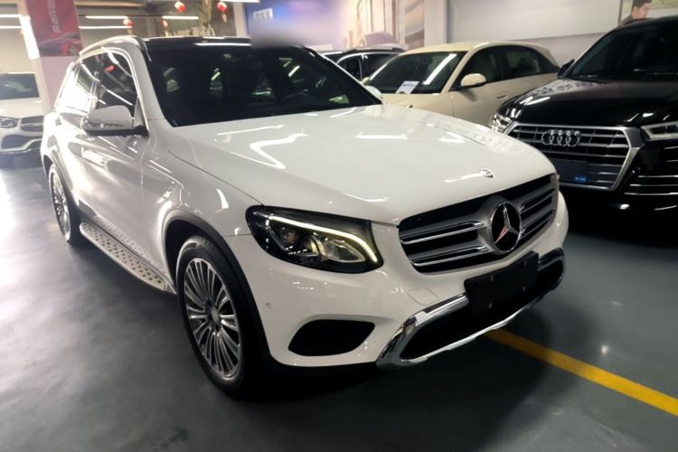 Used Mercedes-Benz GLC 2016 GLC 200 4MATIC Front Right 45 Deg