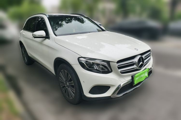 Used Mercedes-Benz GLC 2016 GLC 200 4MATIC Front Right 45 Deg
