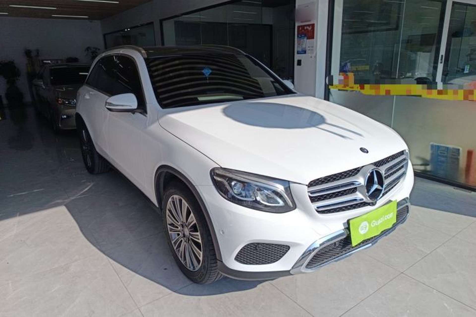 Used Mercedes-Benz GLC 2016 GLC 200 4MATIC Front Right 45 Deg
