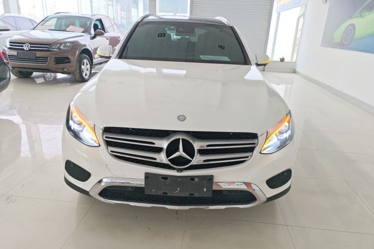 Used Mercedes-Benz GLC 2016 GLC 260 4MATIC Luxury Model Front