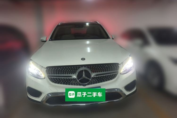 Used Mercedes-Benz GLC 2016 GLC 260 4MATIC Luxury Model Front