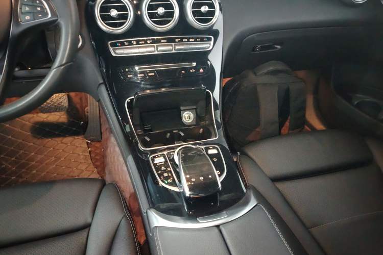 Used Mercedes-Benz GLC 2016 GLC 200 4MATIC Gear Lever