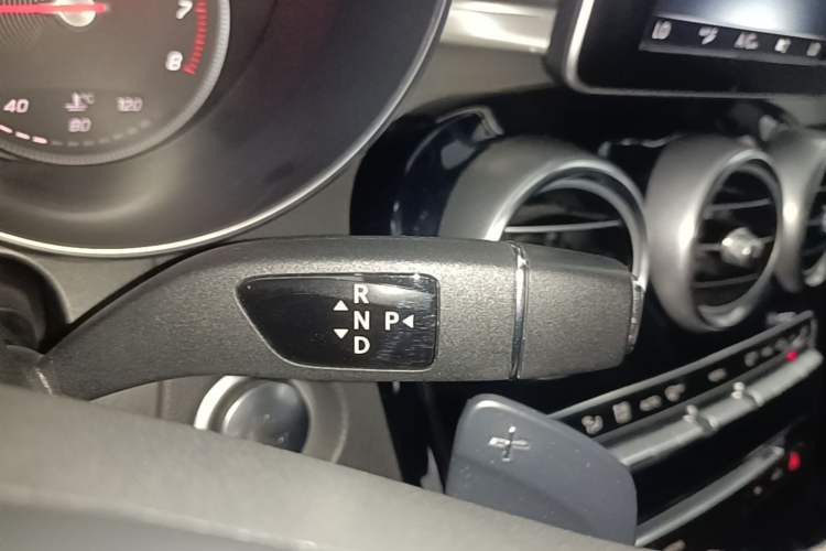 Used Mercedes-Benz GLC 2016 GLC 200 4MATIC Gear Lever