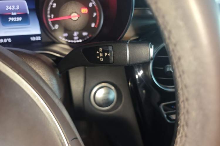 Used Mercedes-Benz GLC 2016 GLC 200 4MATIC Gear Lever
