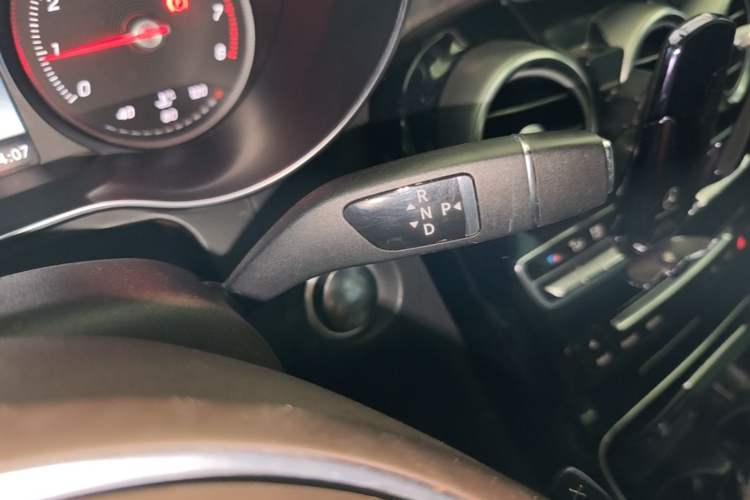 Used Mercedes-Benz GLC 2016 GLC 200 4MATIC Gear Lever