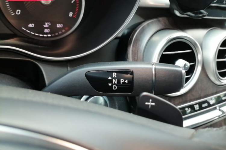Used Mercedes-Benz GLC 2016 GLC 200 4MATIC Gear Lever