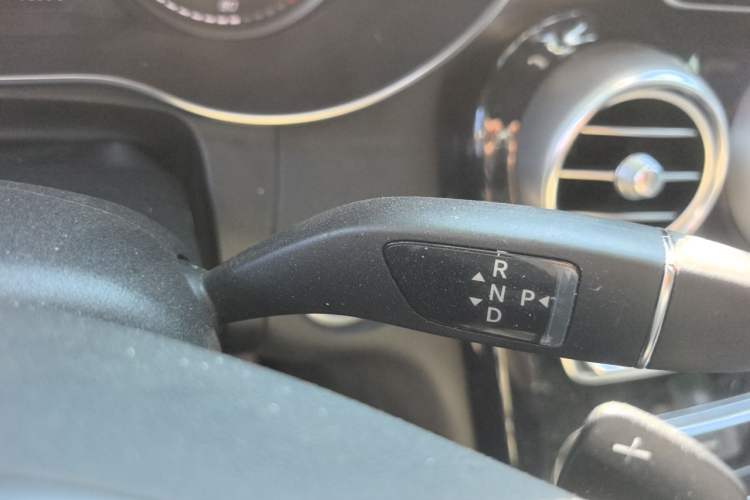 Used Mercedes-Benz GLC 2016 GLC 200 4MATIC Gear Lever