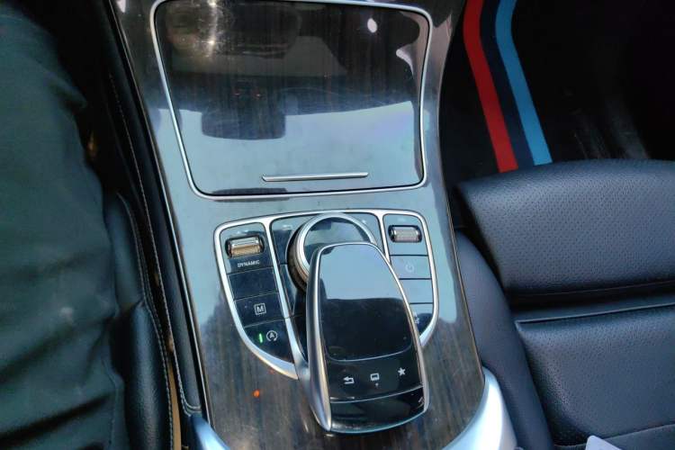 Used Mercedes-Benz GLC 2016 GLC 260 4MATIC Luxury Model Gear Lever