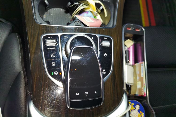 Used Mercedes-Benz GLC 2016 GLC 260 4MATIC Dynamic Edition Gear Lever