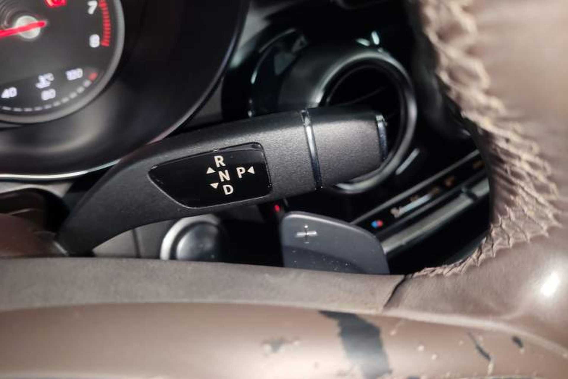 Used Mercedes-Benz GLC 2016 GLC 200 4MATIC Gear Lever