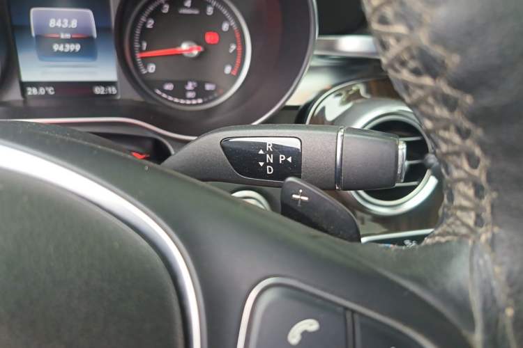 Used Mercedes-Benz GLC 2016 GLC 260 4MATIC Luxury Model Gear Lever