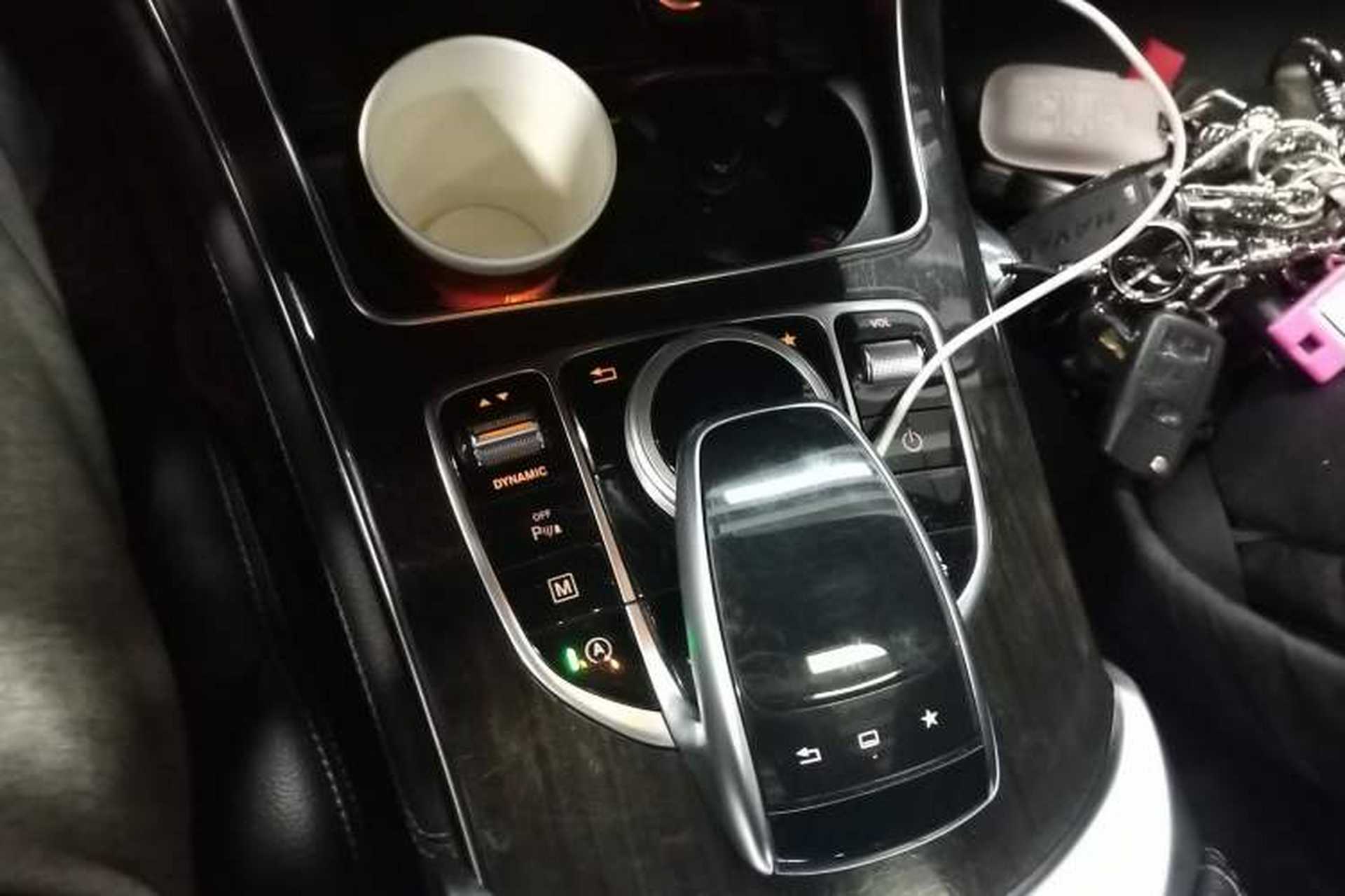 Used Mercedes-Benz GLC 2016 GLC 260 4MATIC Dynamic Edition Gear Lever