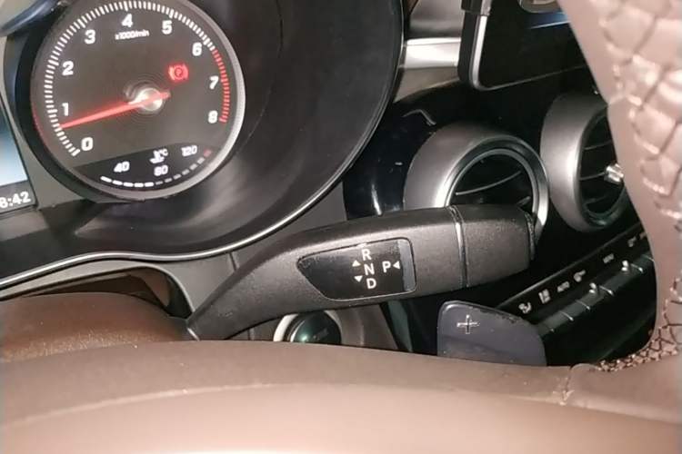 Used Mercedes-Benz GLC 2016 GLC 200 4MATIC Gear Lever