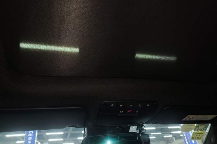 Used Mercedes-Benz GLC 2016 GLC 300 4MATIC Dynamic Model Headliner
