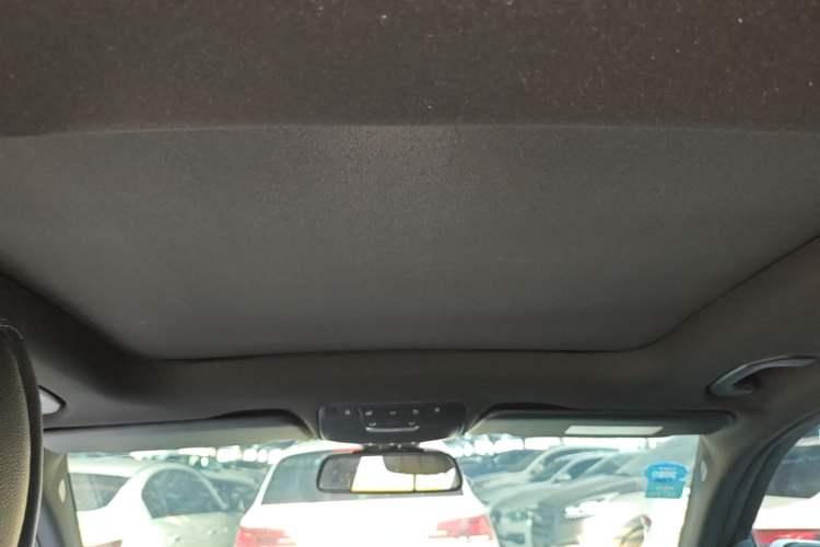Used Mercedes-Benz GLC 2016 GLC 260 4MATIC Dynamic Edition Headliner