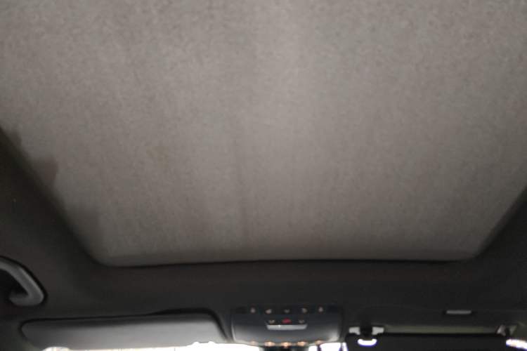 Used Mercedes-Benz GLC 2016 GLC 200 4MATIC Headliner