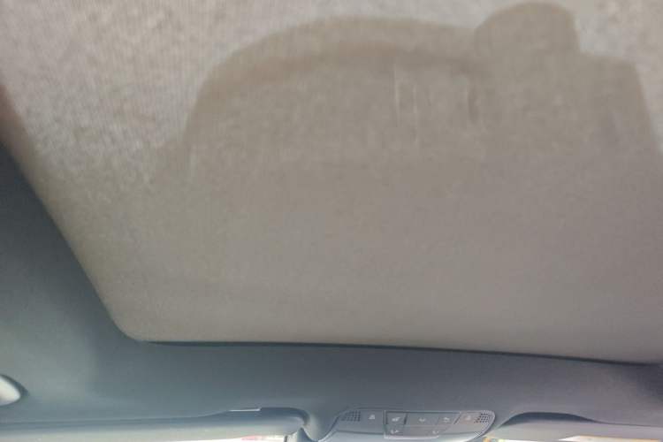 Used Mercedes-Benz GLC 2016 GLC 300 4MATIC Dynamic Model Headliner