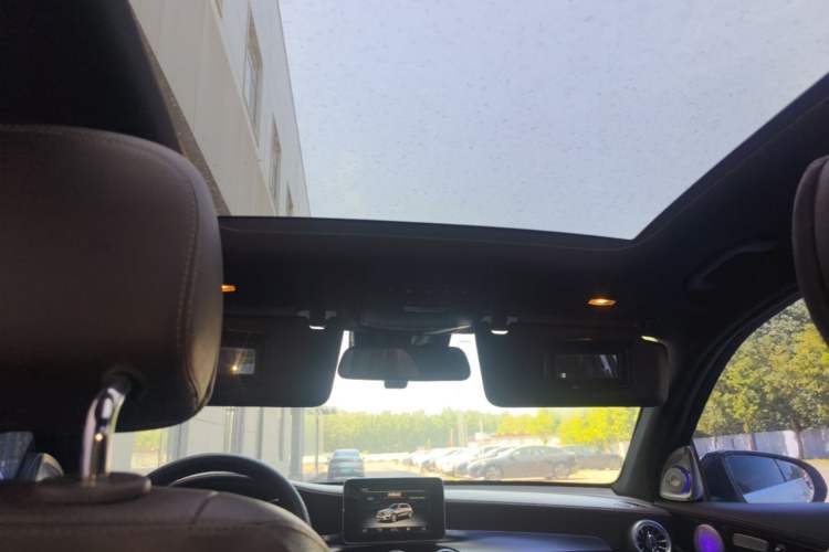 Used Mercedes-Benz GLC 2016 GLC 260 4MATIC Luxury Model Headliner