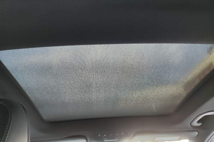 Used Mercedes-Benz GLC 2016 GLC 300 4MATIC Dynamic Model Headliner