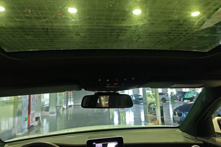 Used Mercedes-Benz GLC 2016 GLC 260 4MATIC Dynamic Edition Headliner