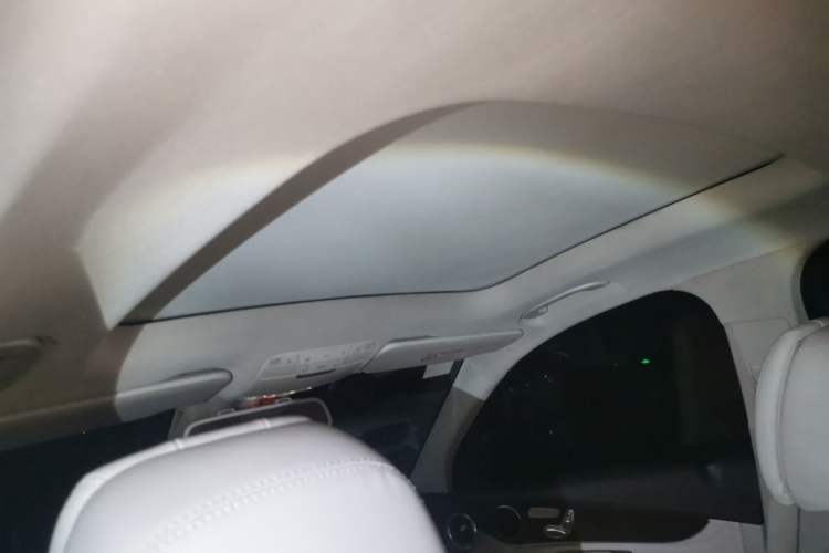 Used Mercedes-Benz GLC 2016 GLC 300 4MATIC Dynamic Model Headliner