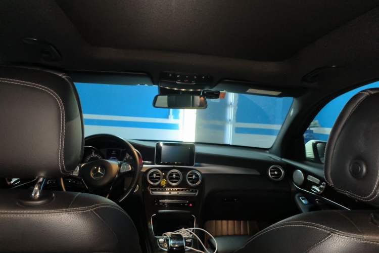 Used Mercedes-Benz GLC 2016 GLC 260 4MATIC Luxury Model Headliner