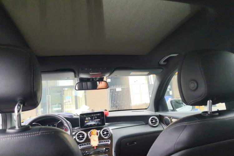 Used Mercedes-Benz GLC 2016 GLC 260 4MATIC Luxury Model Headliner