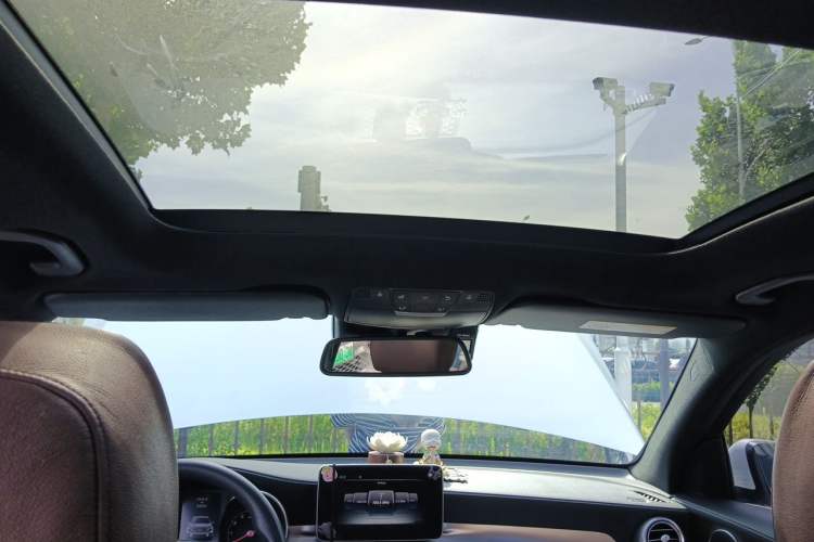 Used Mercedes-Benz GLC 2016 GLC 300 4MATIC Luxury Model Headliner