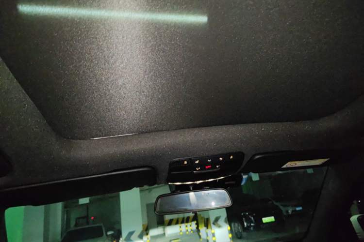 Used Mercedes-Benz GLC 2016 GLC 200 4MATIC Headliner