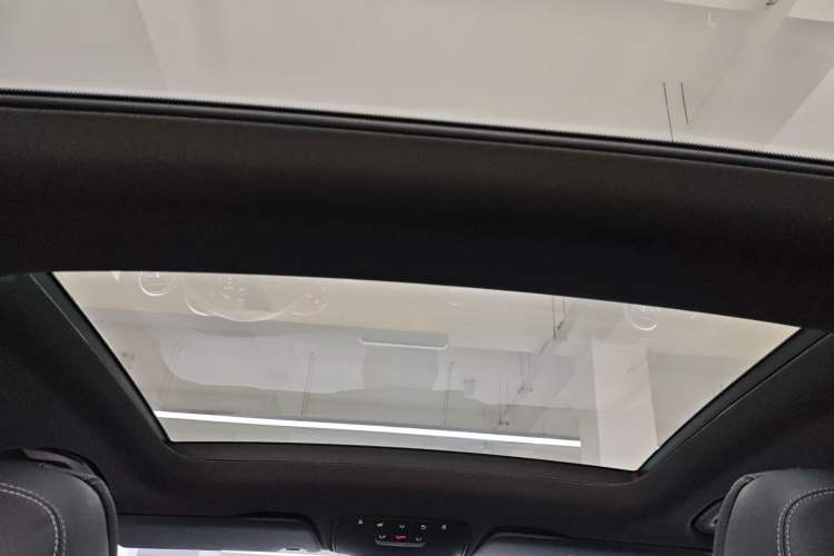 Used Mercedes-Benz GLC 2016 GLC 260 4MATIC Dynamic Edition Headliner