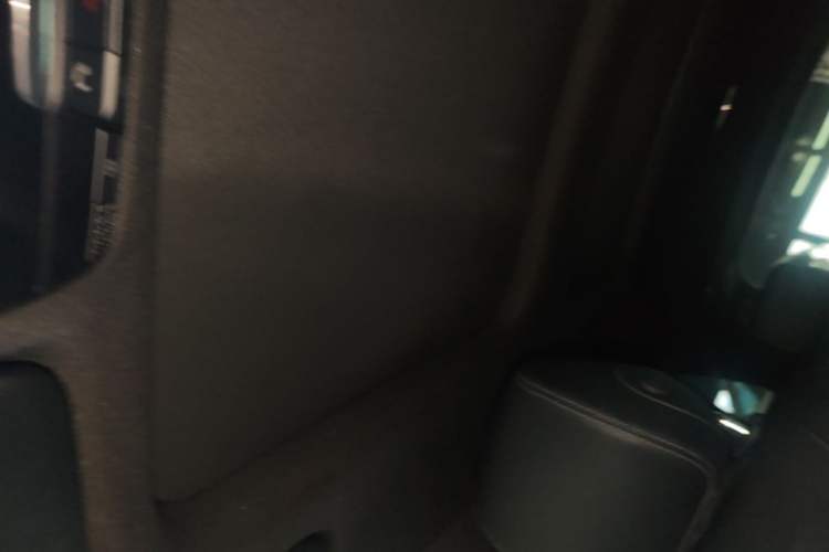 Used Mercedes-Benz GLC 2016 GLC 200 4MATIC Headliner