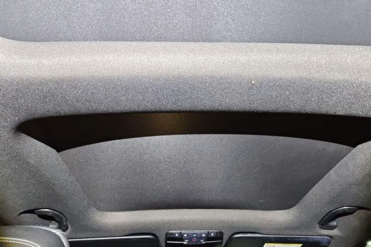 Used Mercedes-Benz GLC 2016 GLC 300 4MATIC Dynamic Model Headliner