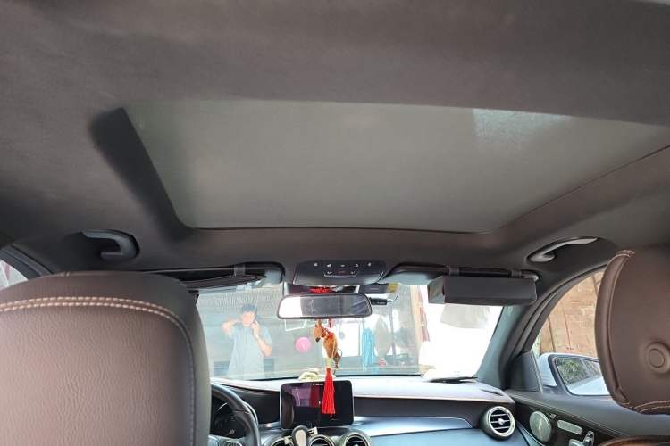 Used Mercedes-Benz GLC 2016 GLC 260 4MATIC Luxury Model Headliner