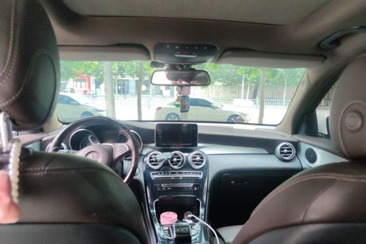 Used Mercedes-Benz GLC 2016 GLC 200 4MATIC Headliner