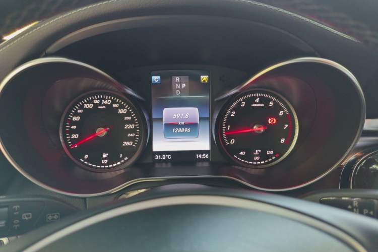 Used Mercedes-Benz GLC 2016 GLC 260 4MATIC Dynamic Edition Instrument Cluster
