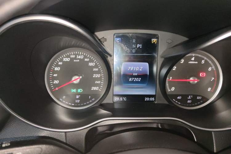 Used Mercedes-Benz GLC 2016 GLC 260 4MATIC Dynamic Edition Instrument Cluster