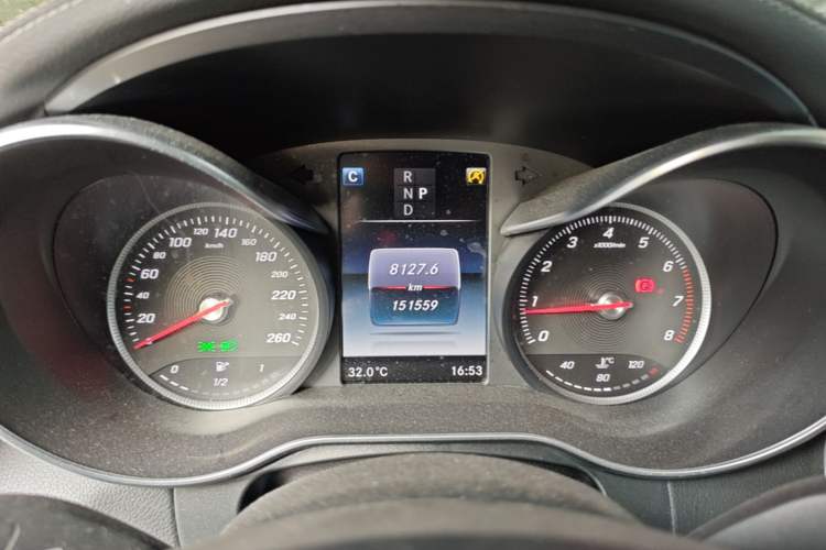Used Mercedes-Benz GLC 2016 GLC 260 4MATIC Dynamic Edition Instrument Cluster
