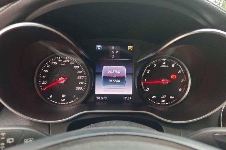 Used Mercedes-Benz GLC 2016 GLC 300 4MATIC Dynamic Model Instrument Cluster