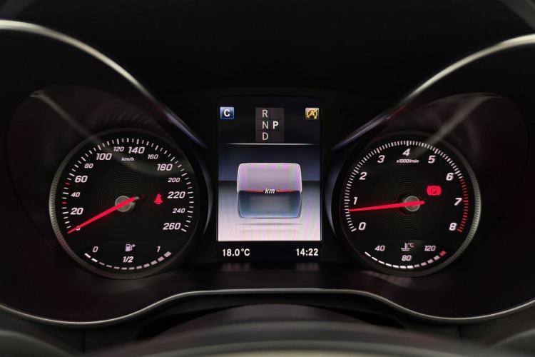 Used Mercedes-Benz GLC 2016 GLC 260 4MATIC Luxury Model Instrument Cluster
