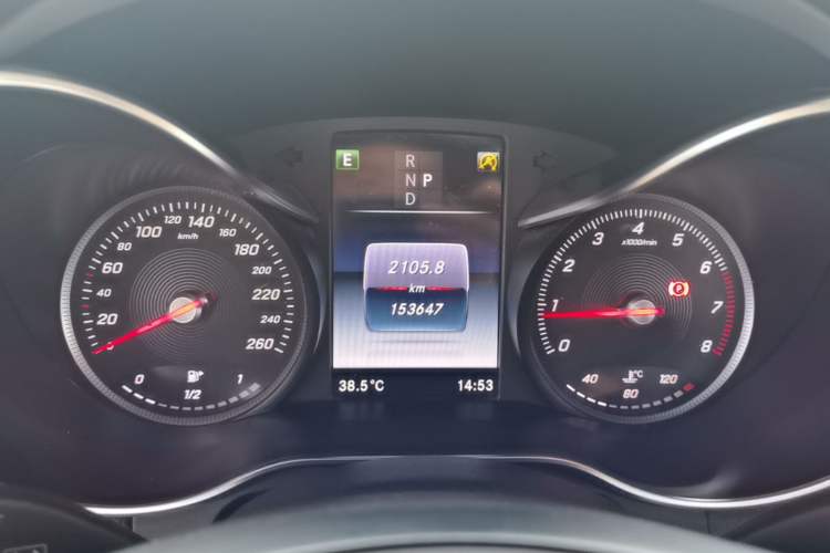 Used Mercedes-Benz GLC 2016 GLC 260 4MATIC Dynamic Edition Instrument Cluster