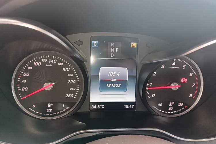 Used Mercedes-Benz GLC 2016 GLC 260 4MATIC Luxury Model Instrument Cluster
