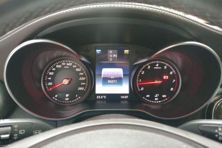Used Mercedes-Benz GLC 2016 GLC 260 4MATIC Luxury Model Instrument Cluster